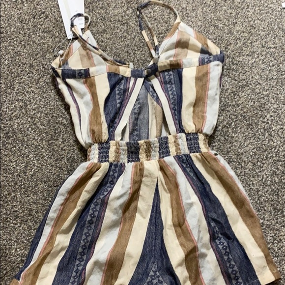 Oneill romper super cute! To small for me! - Picture 3 of 3